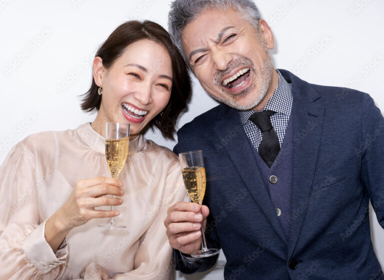 結婚前の両家顔合わせ食事会での服装は？ふたりと母親・父親コーデ&マナー ｜ 愛媛県松山市の結婚式場ならザ・グリーンカーメル